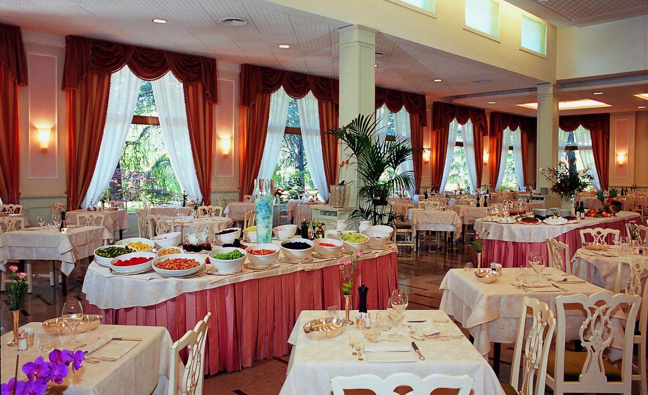 Hotel Sollievo 몬테그로또테르메 외부 사진