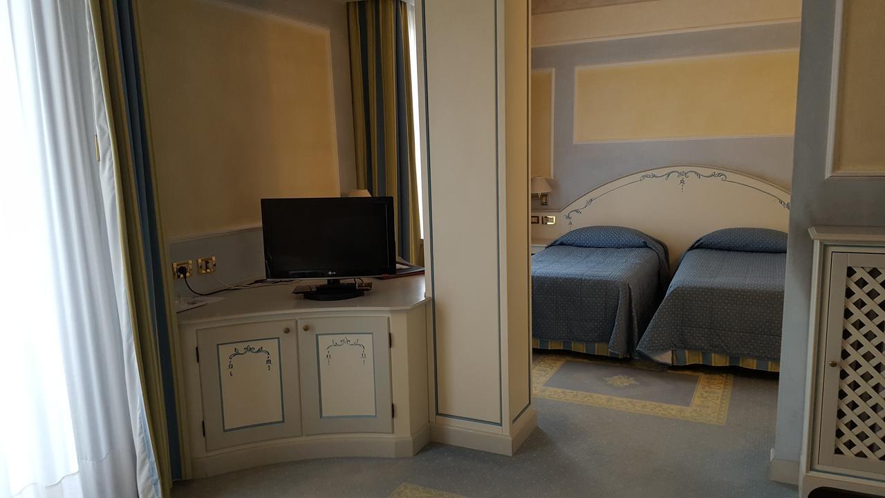 Hotel Sollievo 몬테그로또테르메 외부 사진