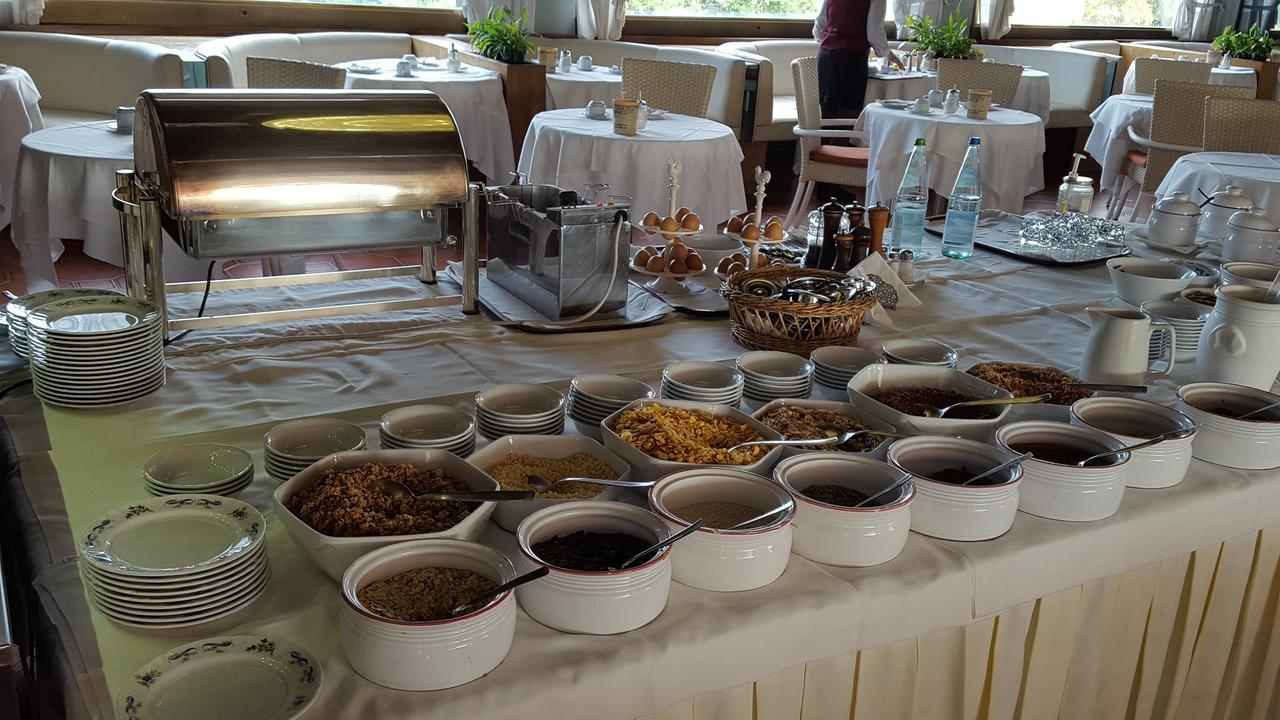 Hotel Sollievo 몬테그로또테르메 외부 사진