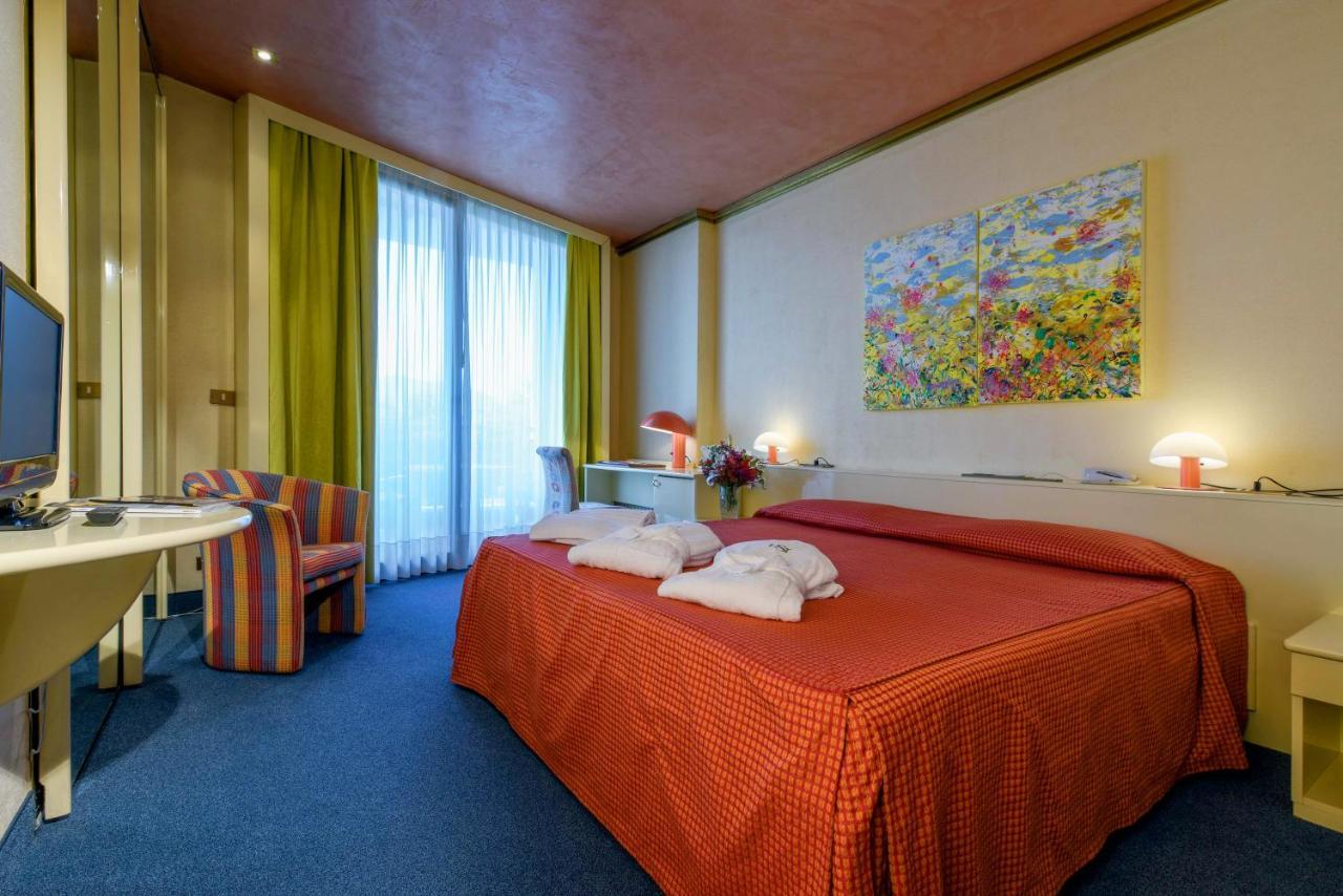 Hotel Sollievo 몬테그로또테르메 외부 사진